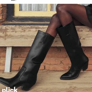 Cowboy boots - Lägger ut dessa igen pga oseriös köpare!! Aldrig använd därav prislappen kvar. Storlek 38! 