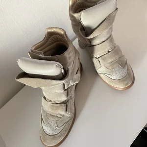 Isabel Marant Bekett, kilklack - Intressecheck på mina kära Marants. Vill sälja men för rätt pris, kom med förslag! 🧡