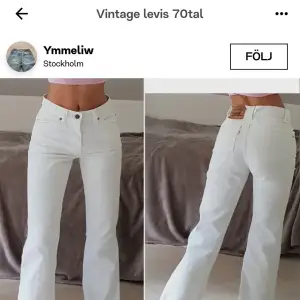 Säljer nu dessa vita jeans som jag köpte av en tjej här på Plick för ett tag sedan. Säljer då dom var försmå när jag fick hem dom, så de har inte kommit till någon användning. Storlek: W29 L34, men något mindre i storleken! Köparen står för frakten