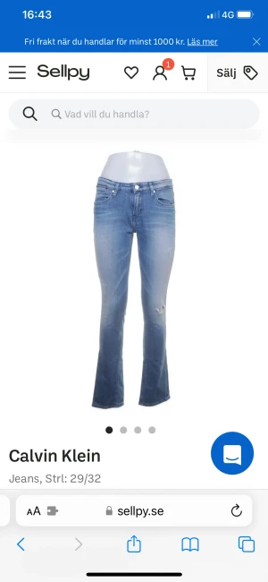 Calvin Klein  - Säljer minna Calvin Klein jeans då dom inte passar! Dom är som nya skulle jag säga. Skriv för fler bilder eller så💕