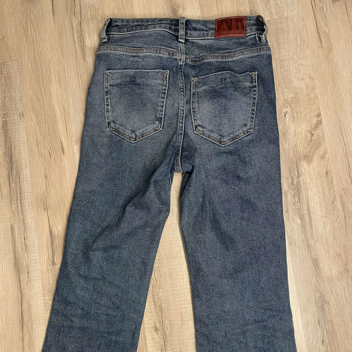 ZARA utsvängda stl 34 - 91