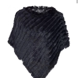 Päls poncho  - Svart päls poncho i nyskick 