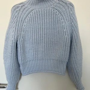 Stickat tröja - Stixkat tröja från HM. Använd gånger   storlek S 