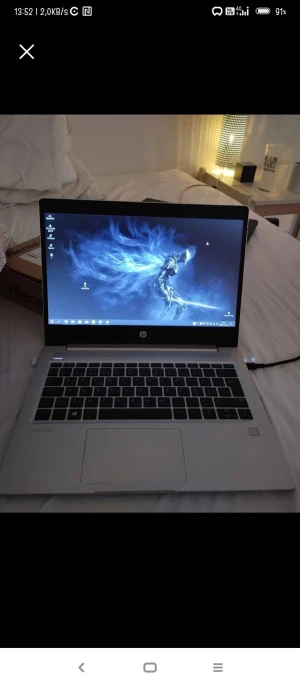 Hp probook 430 G7 10th gen processor - Cpu i3-10110U 10:e gen 2 cores 4 threads Processor Base Frequency 2.10 GHz Max Turbo Frequency 4.10 GHz Internminne RAM 16 DDR4 2666MHz Total lagringskapacitet 128GB NVme m.2 SSD samt SSD 480GB 16GB ddr4 ram skriv pm för fullständig info.