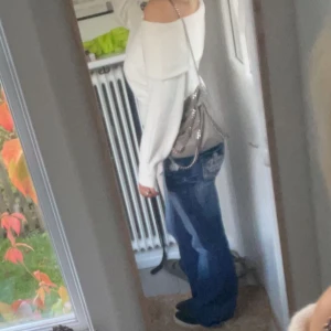 jeans - så söta jeans som är köpta på secondhand 👌 säljer för att dom inte passade ❤️