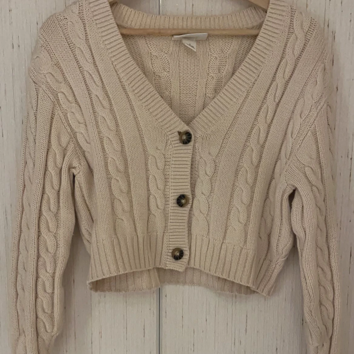 beige cardigan - 90