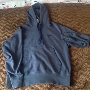 Nike hoodie  - Storlek M  Skick 7/10 