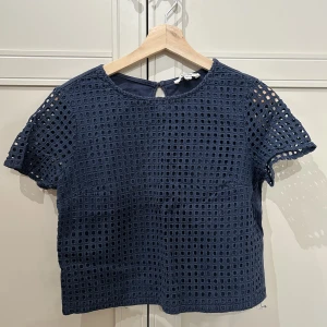 Fin T-shirt  - Jättesöt och fin t-shirt💕skriv för eventuella frågor eller förslag på pris! Köparen står för frakten 