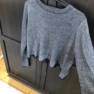 Glitter topp - En glitter topp från zara i storlek s. 🤍