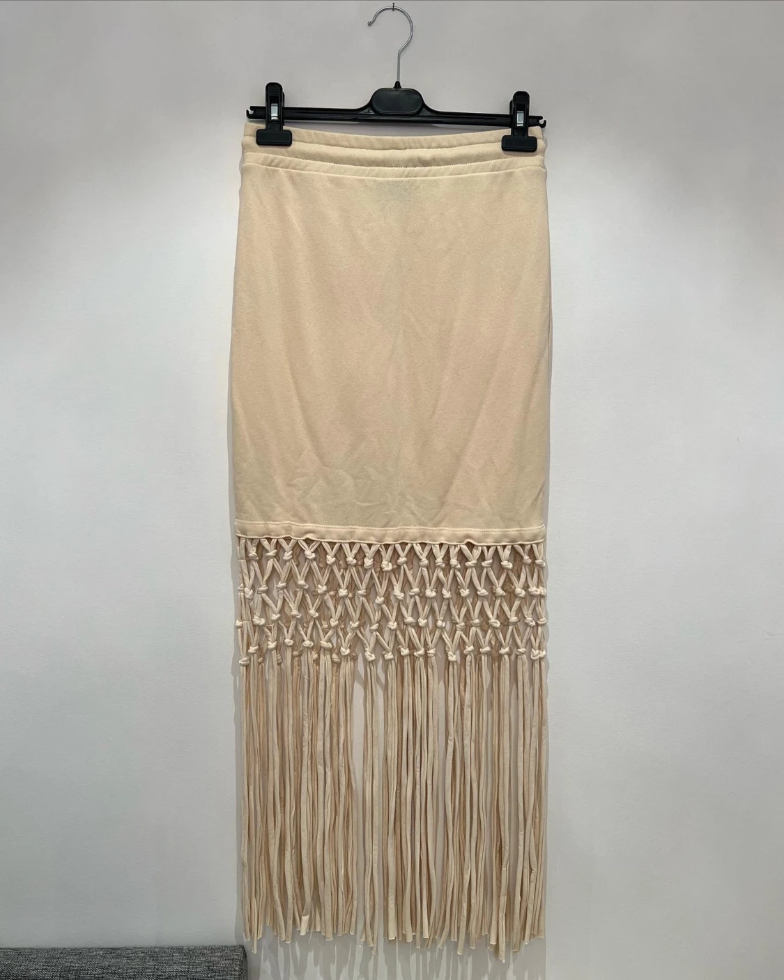 Kjol med fransar  - 90