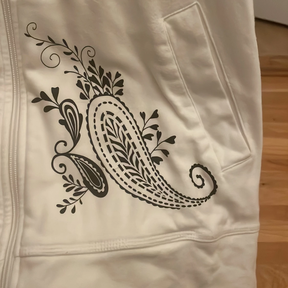 Vit kortärmad kofta - 91