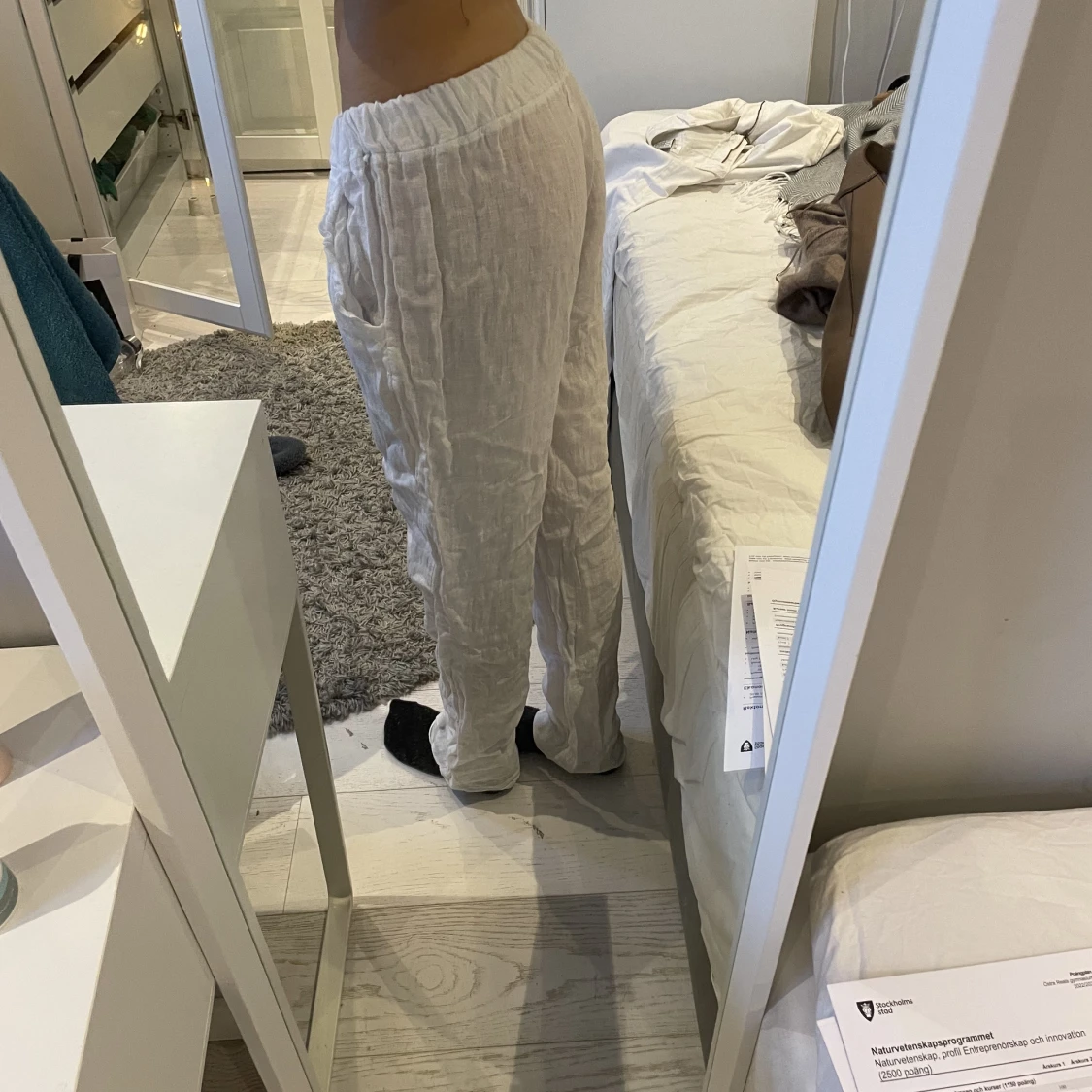 Lågmijade vita kostymbyxor  - 91