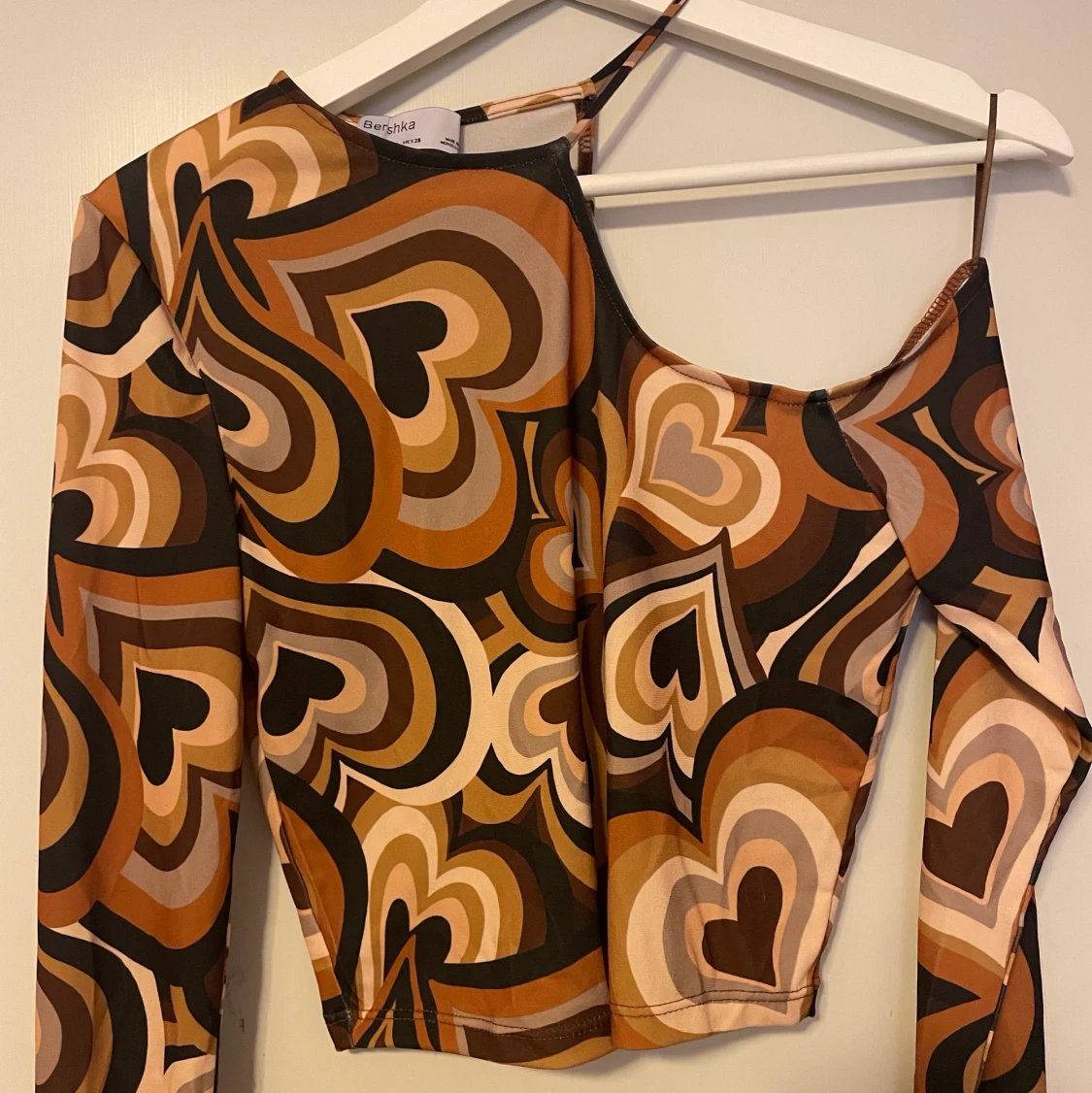 Bershka Brun Retromönstrad Croptop