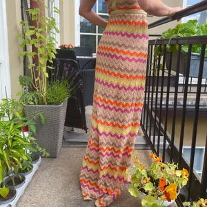 MISSONI klänning - Världens vackraste sommarklänning i somriga färger från MISSONI, dessvärre lite för lång på mig, använd fåtal gånger. 