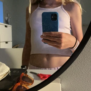 Linne från hm - Jag säljer detta jätte fina linnet i från hm på grund av att jag inte andvänder längre❤️i storlek 140