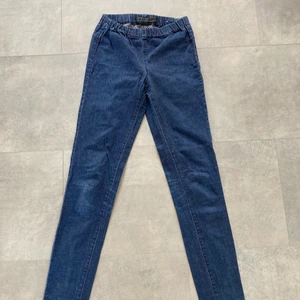 Only jeans xs - Jeans utan fickor. Hör av er vid fundering🥰