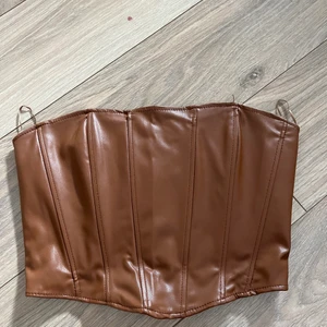 Korsett  - Från Zara storlek xs