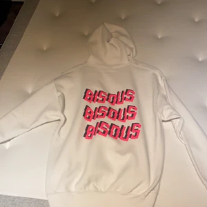 Bisous  - Endast använd nån gång, köpt för 1000kr från junkyard 