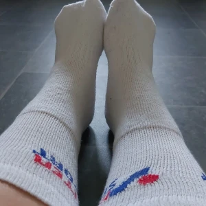 Strumpor  - Säljer strumpor, använda. Sportstrumpor, ankelstrumpor och dylikt. Hör av dig på kik lolitasswe 