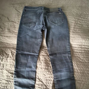 G-star slim - Använda 1 gång, storlek 31/32