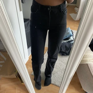Jeans - Helt oanvända jeans!!! Spårbar frakt tillkommer på 52 kr❤️