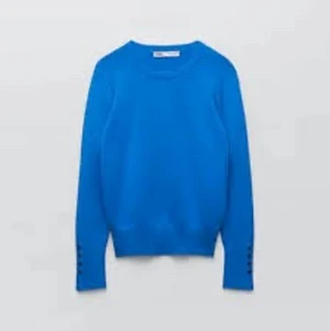 Säljer min blå tröja från zara  - Säljer nu min blå tröja från zara för den inte kommer till användning diskutera pris och annat s men passar xs