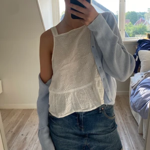 Ljusblå kofta  - Ljusblå kofta i storlek S från Havana! Hör av dig för fler bilder💗