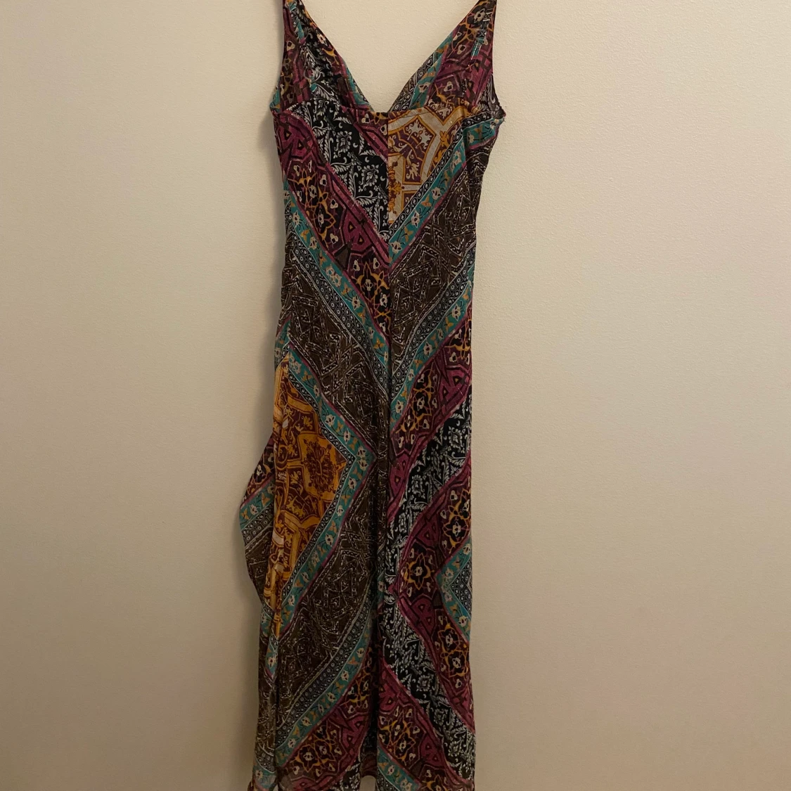 Mönstrad klänning - 90