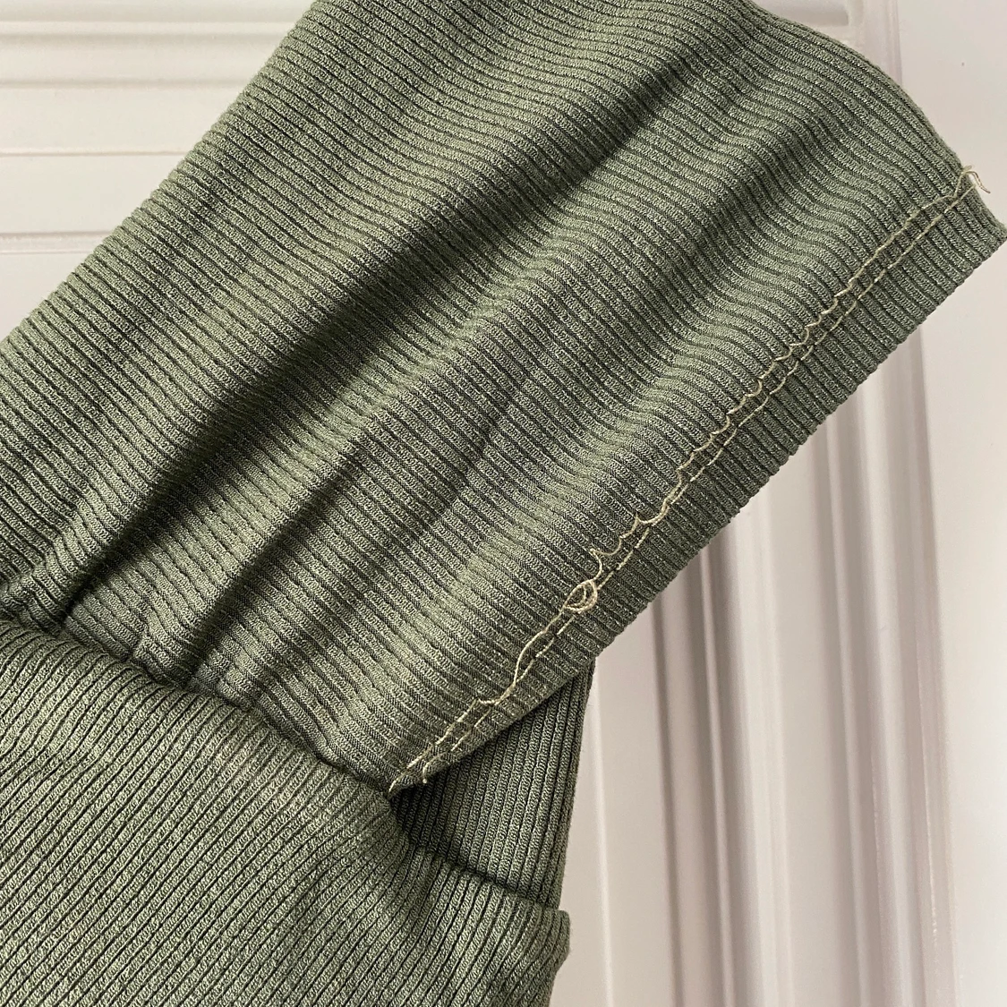 grön ribbad topp - 91