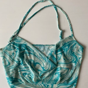 Linne - Grönt linne från shein, säljs pga ingen användning💕