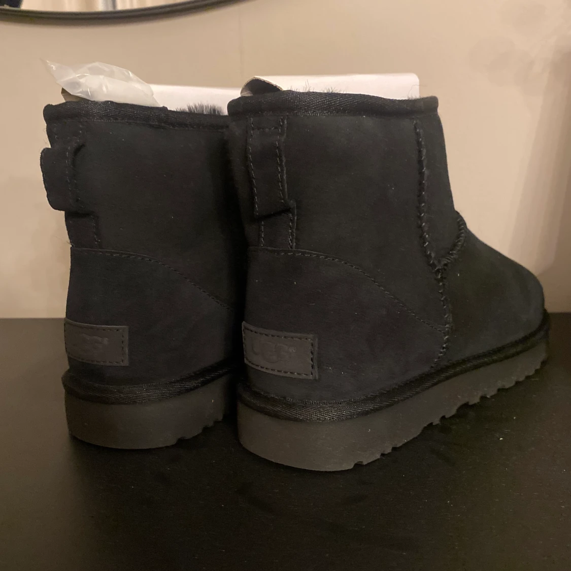 Uggs  - 90