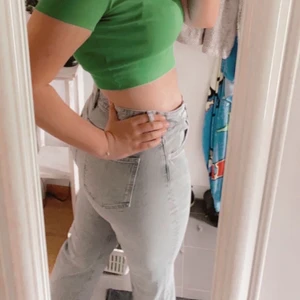 Zara Jeans - Säljer dessa jeans för att de är lite för stora för mig och jag använder de inte pga det. Har bara använt de ett fåtal gånger.