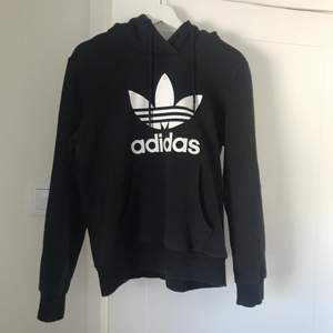 Adidas hoodie, storlek M