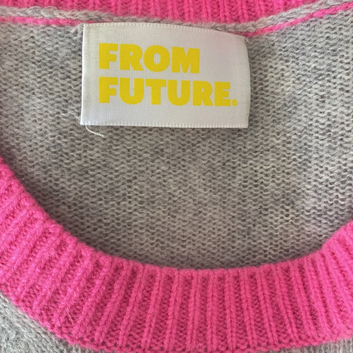 Cashmere tröja FROM FUTURE  - 91