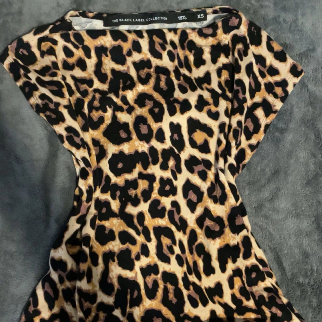 Leopardmönstrad topp