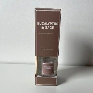 Eucalyptus & Sage doftpinnar - Fräsch doftspridare/reed diffuser med doft av eucalyptus och sage. Helt ny!