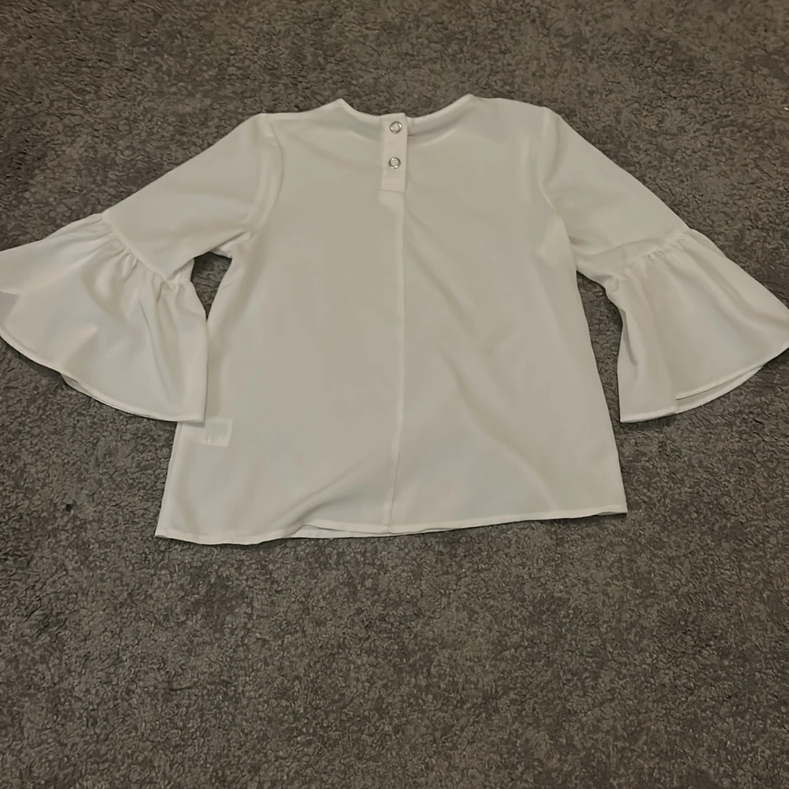 Vit blus från Lindex - 2