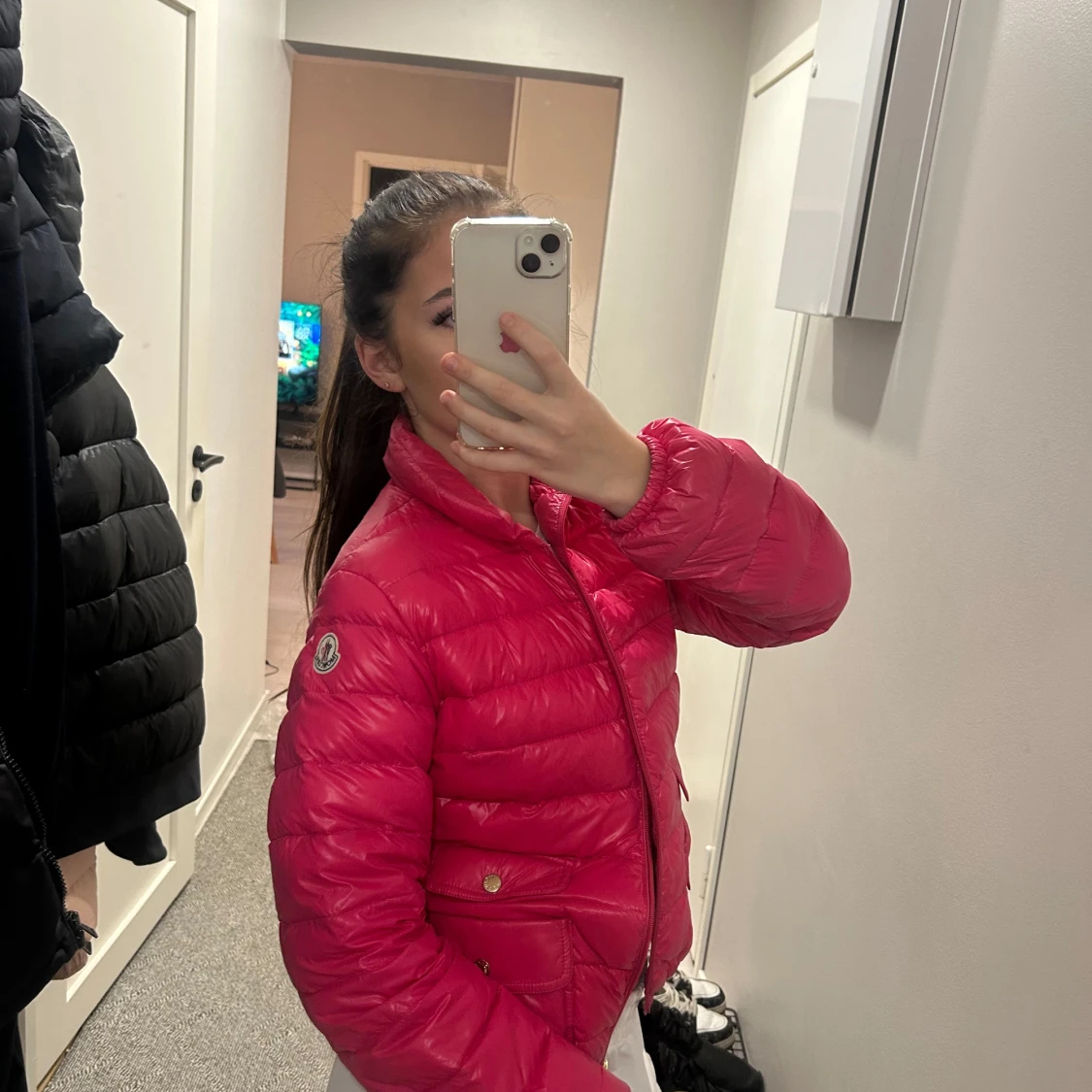 Rosa dunjacka från Moncler