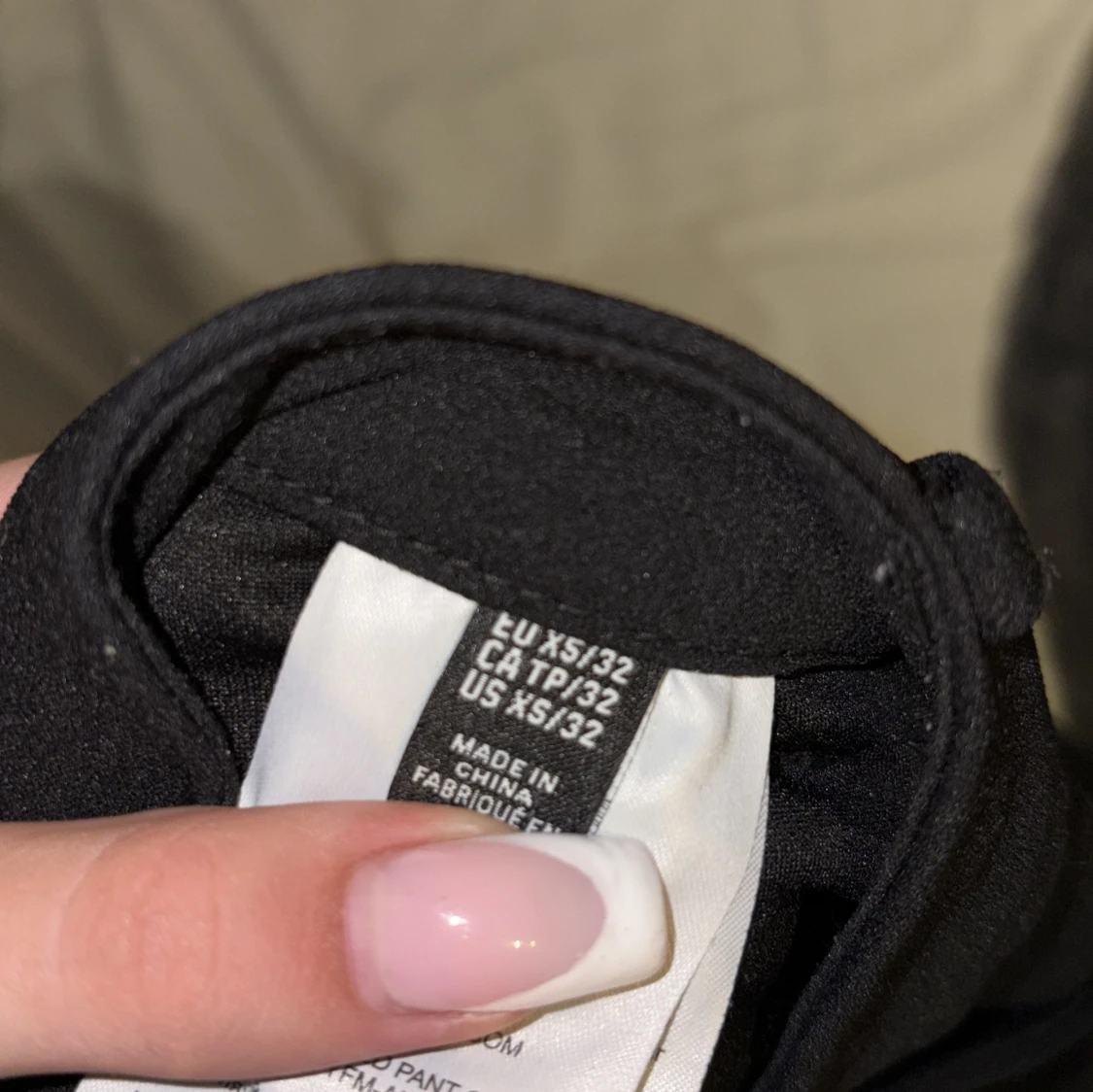 Svarta bootcut byxor från Vero Moda XS - 3