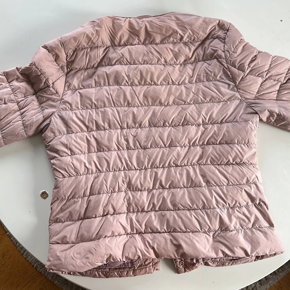 Ljusrosa dunjacka från Uniqlo S - 2