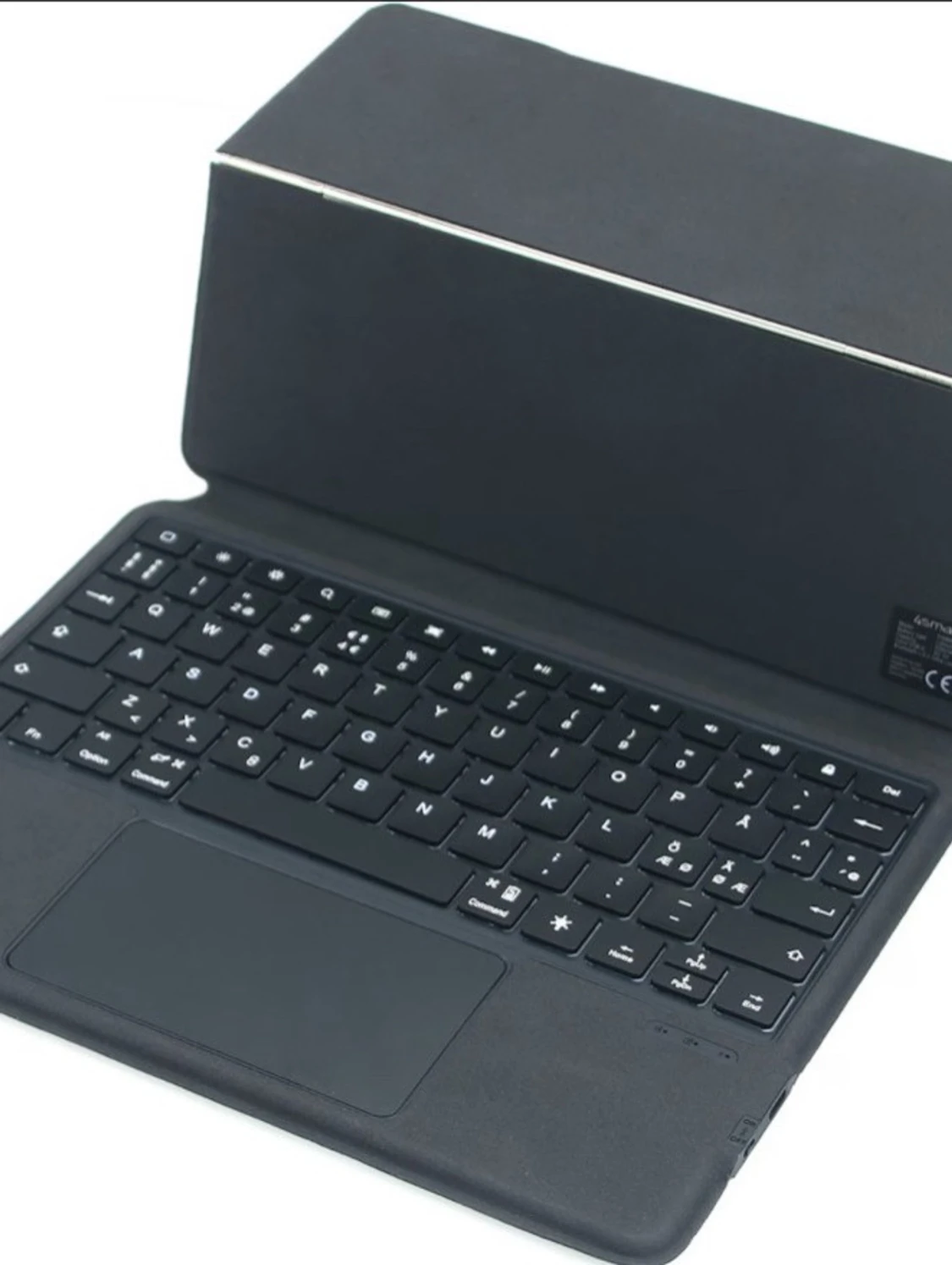 Apple iPad air 11 med tangentbordsfodral - 1