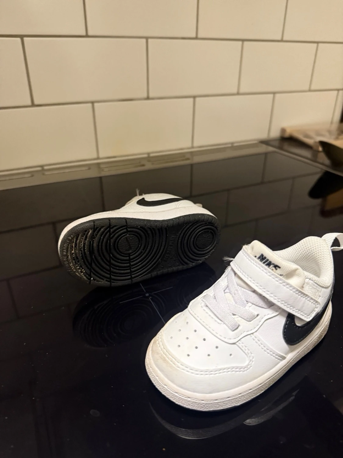 Vita Nike sneakers för barn - 1