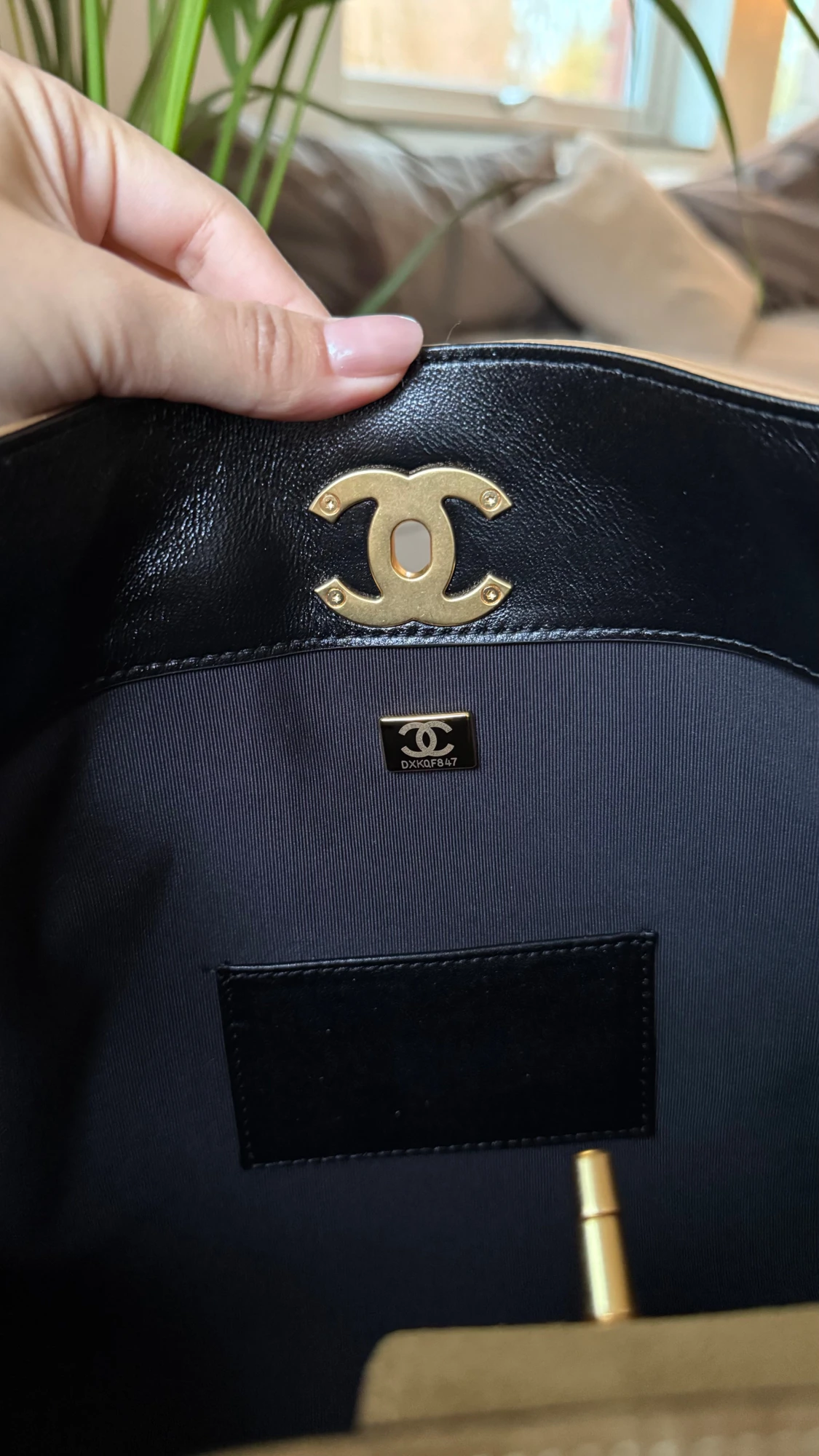 Leather shoulder bag - 6