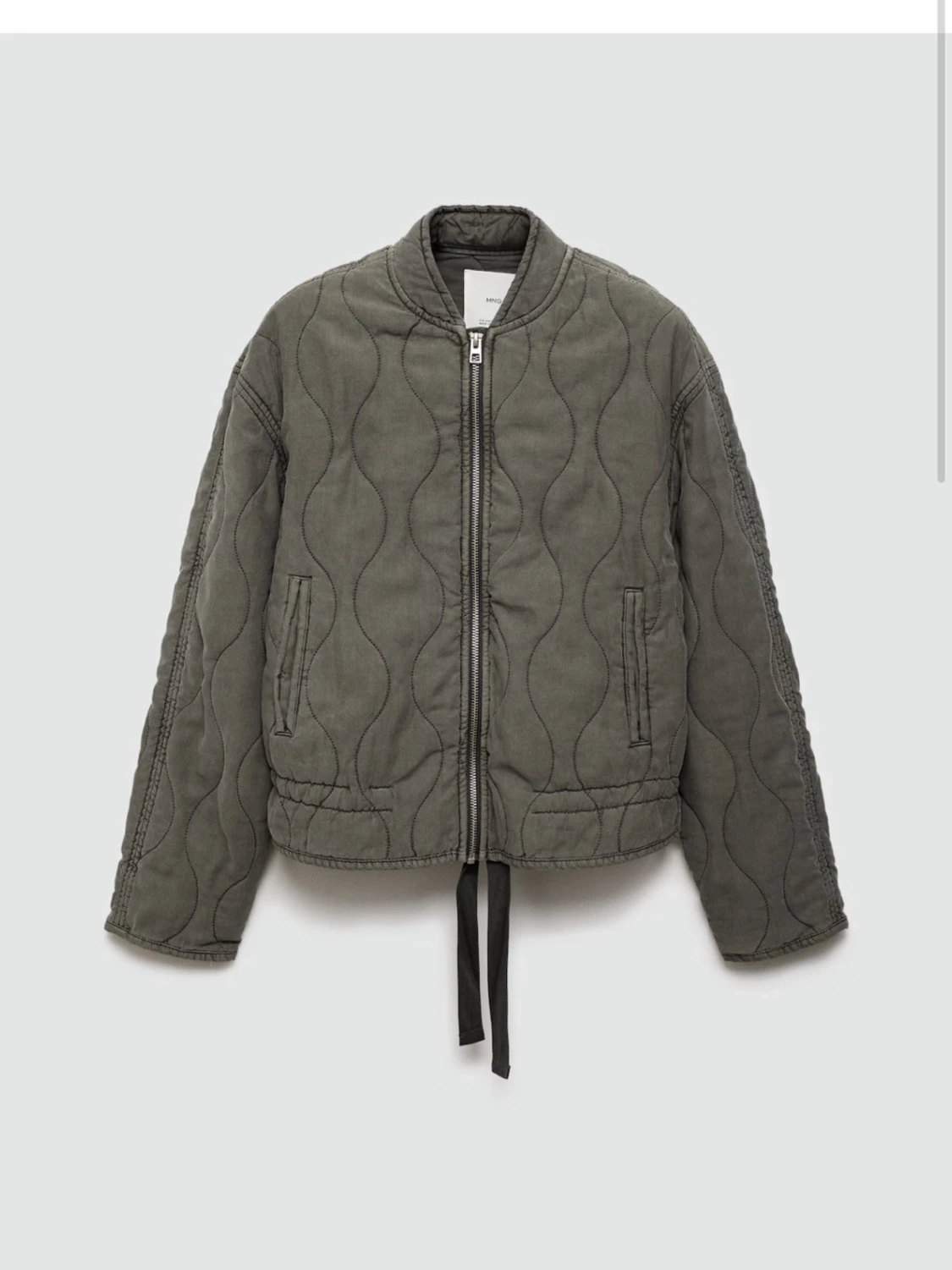 Grå quiltad bomberjacka med dragkedja