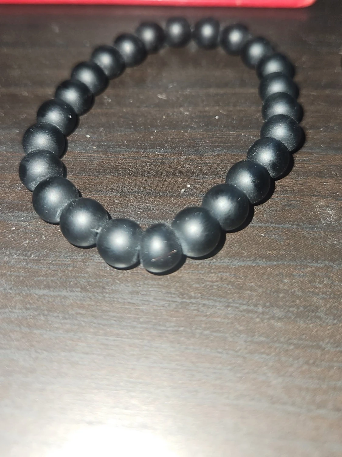 Svart pärlarmband i olika material - 2