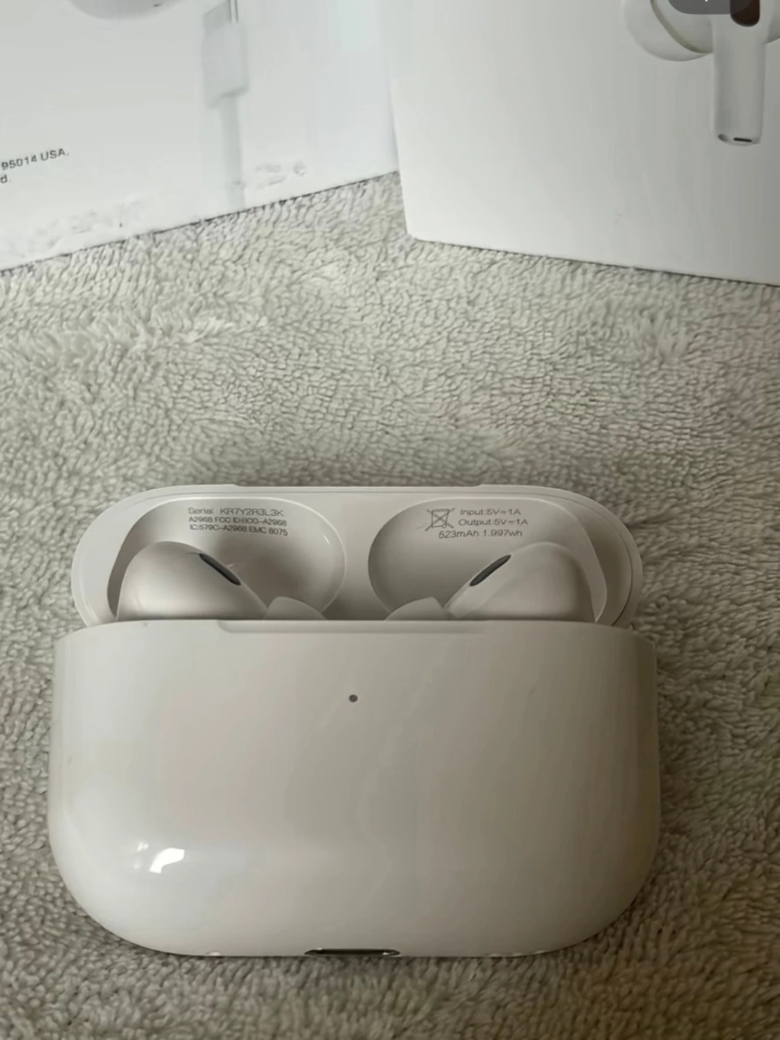 AirPods Pro (2nd generation, USB-C) - 2