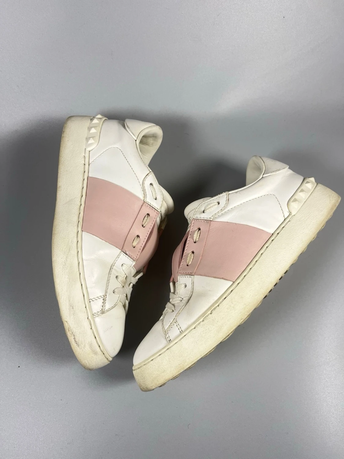 Valentino opens rosa  - 1