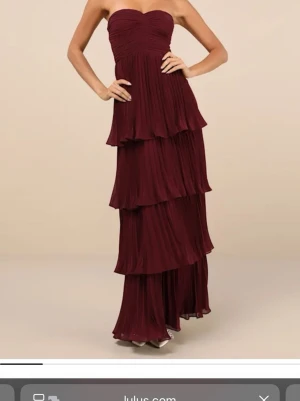 söker - söker nån av dessa eller liknande i vilken färg som helst  i storlek xs eller s