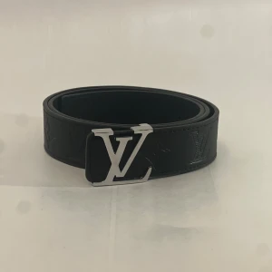 Bälte - Nyskick, längd: 110