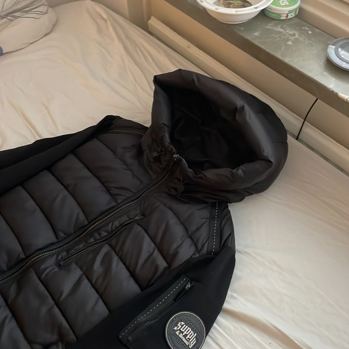 Svart pufferjacka Supply & Demand M - 1